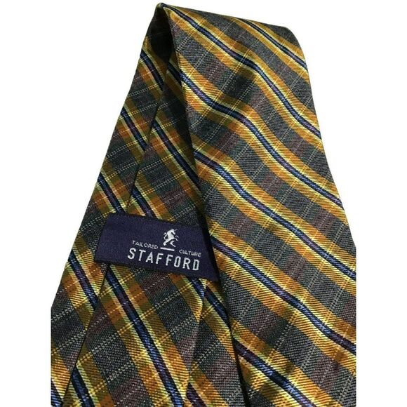 5/$10 Stafford Silk Blend Plaid Tie 58" - Picture 3 of 5